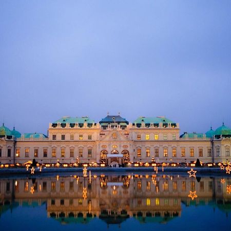 Luxe View Schoenbrunn Suite Vienna Exterior photo